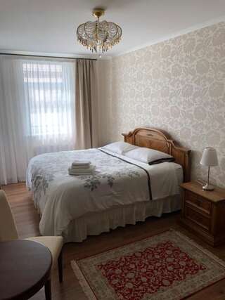Отель Pidgoretsky mayetok Pidhirtsi Улучшенный двухместный номер с 1 кроватью или 2 отдельными кроватями-3